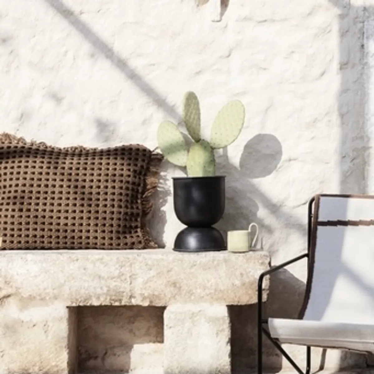 Hourglass Pot - Small 