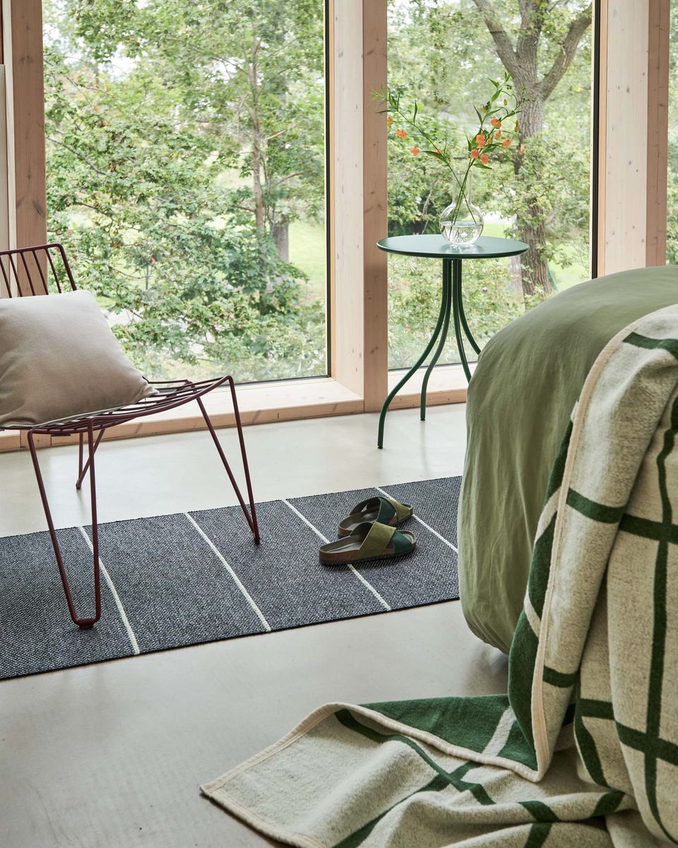 LEA Black - Runner Rug