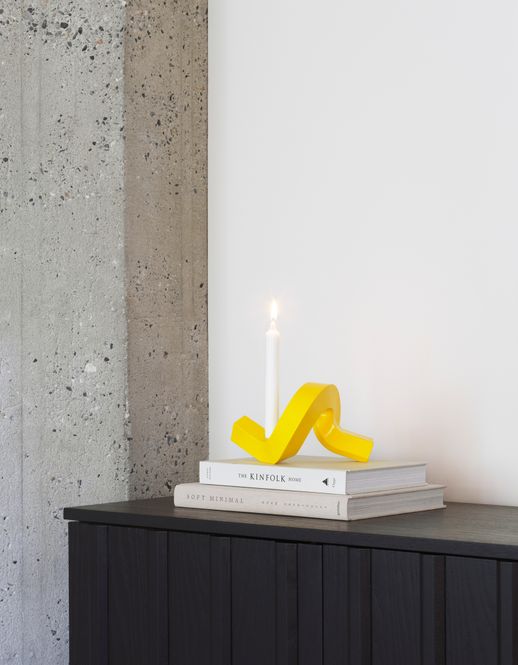 Hovedbilde Crooked Candlestick One