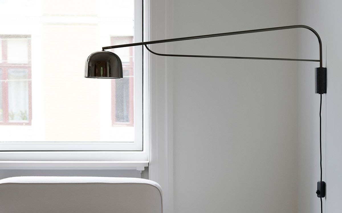 Grant Wall Lamp 111 cm Black