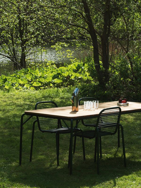 Vig Table 90 x 200 cm Robinia Wood