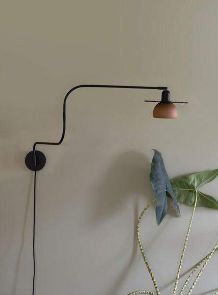 Hovedbilde Spring Vegglampe 02