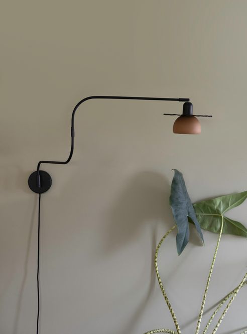 Hovedbilde Spring Vegglampe 02