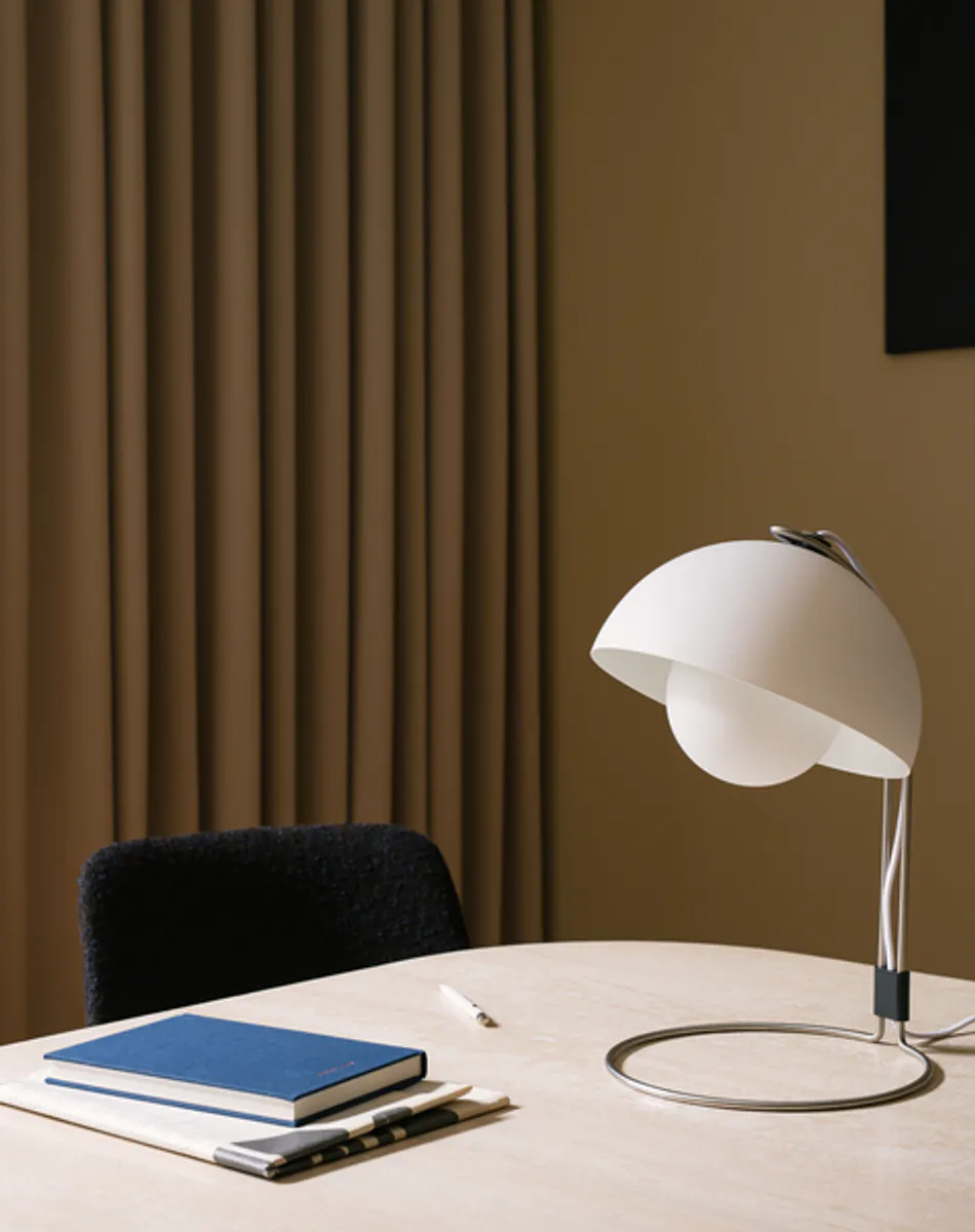 Flowerpot VP4 Verner Panton 1968 Table Lamp