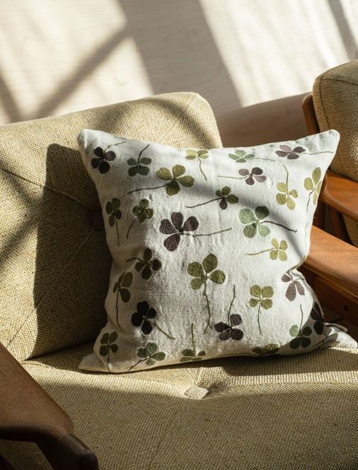 Hovedbilde Clover Embroidered Cushion Cover