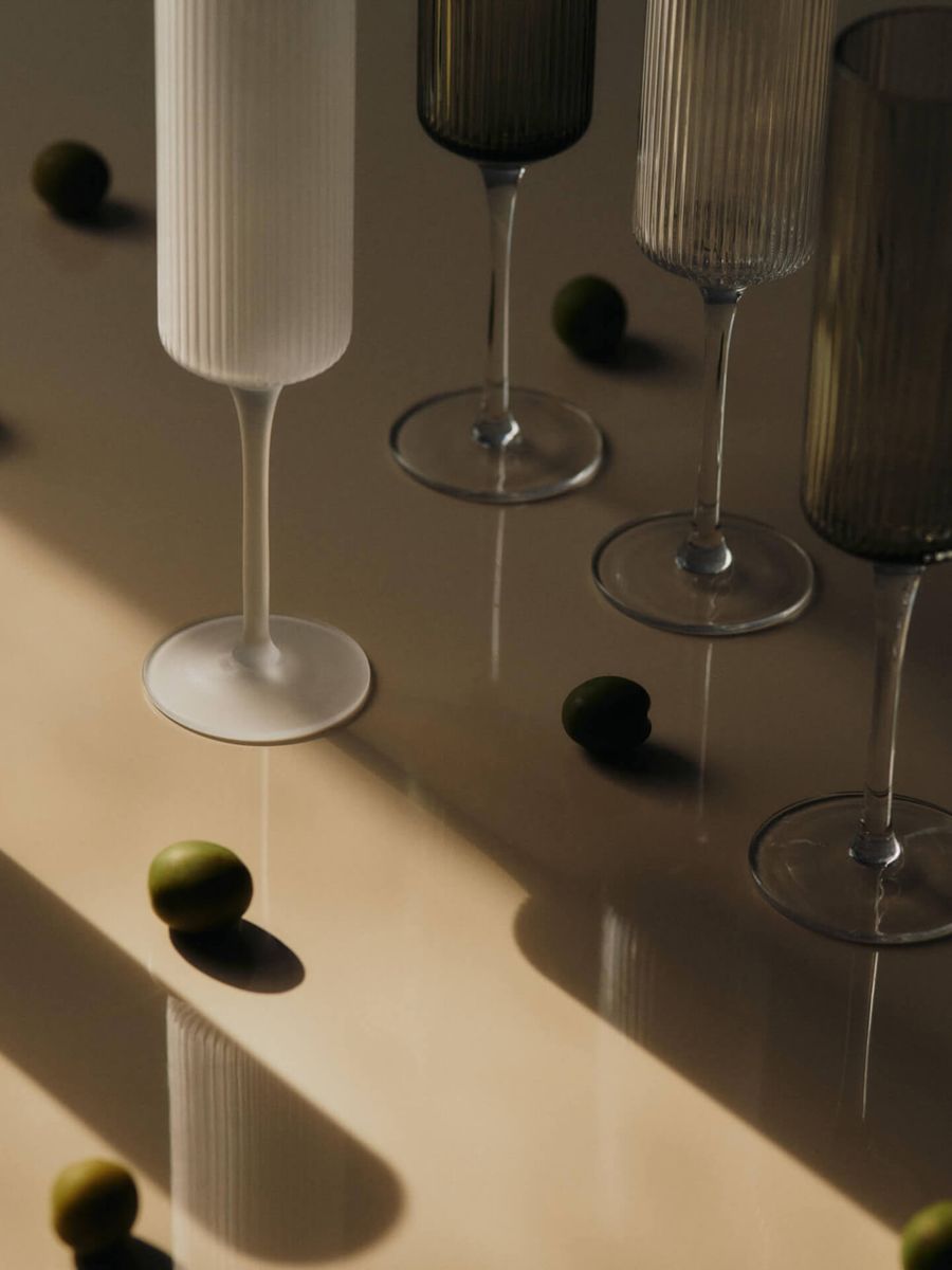 Ripple Champagne Flutes - Clear (Set of 2)