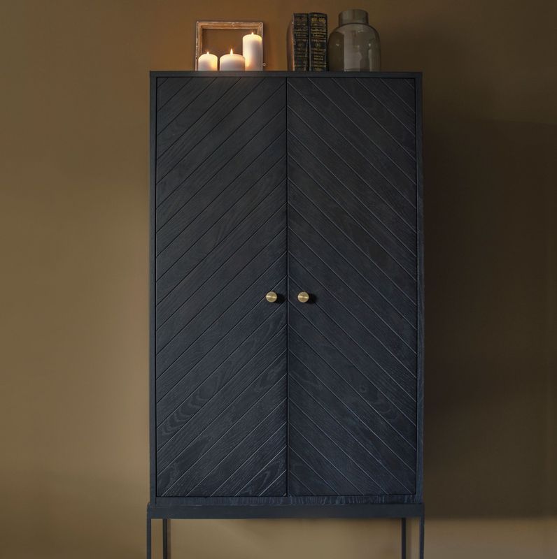 Dis Cabinet 